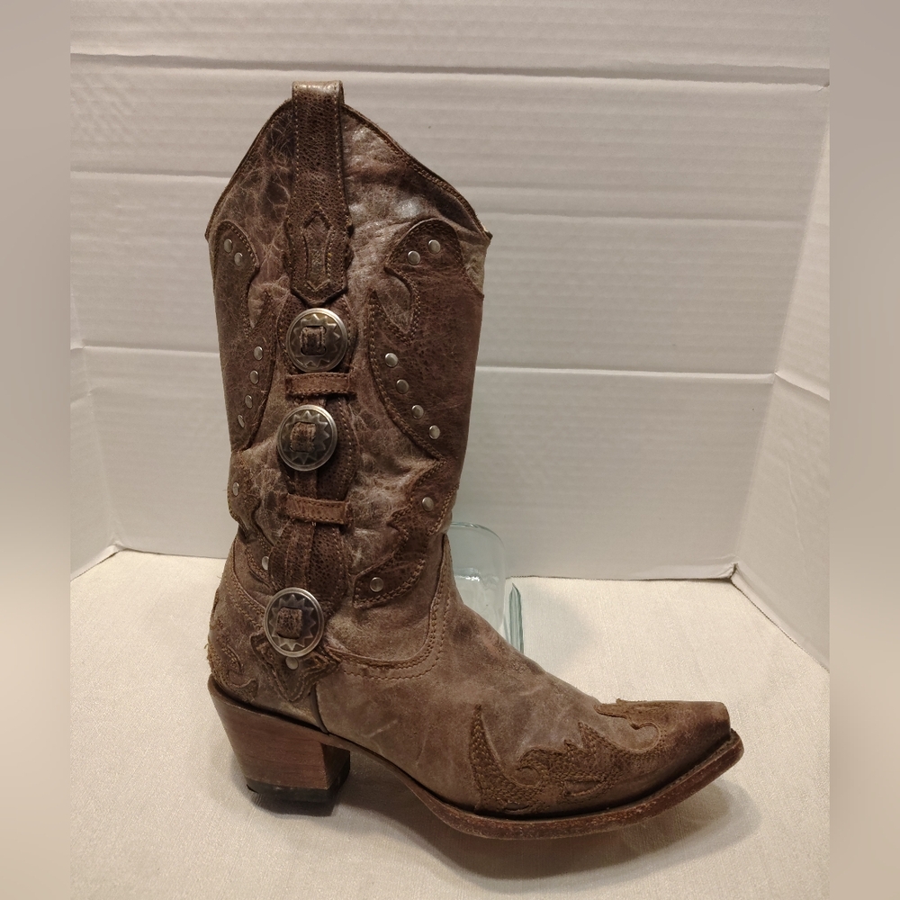 Brown Embroidered Leather Western Heeled Boots - Picture 3 of 15